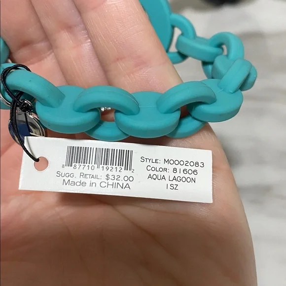 Marc by Marc Jacobs Aqua Lagoon Turnlock Silicone Stretch Bracelet - Picture 3 of 9